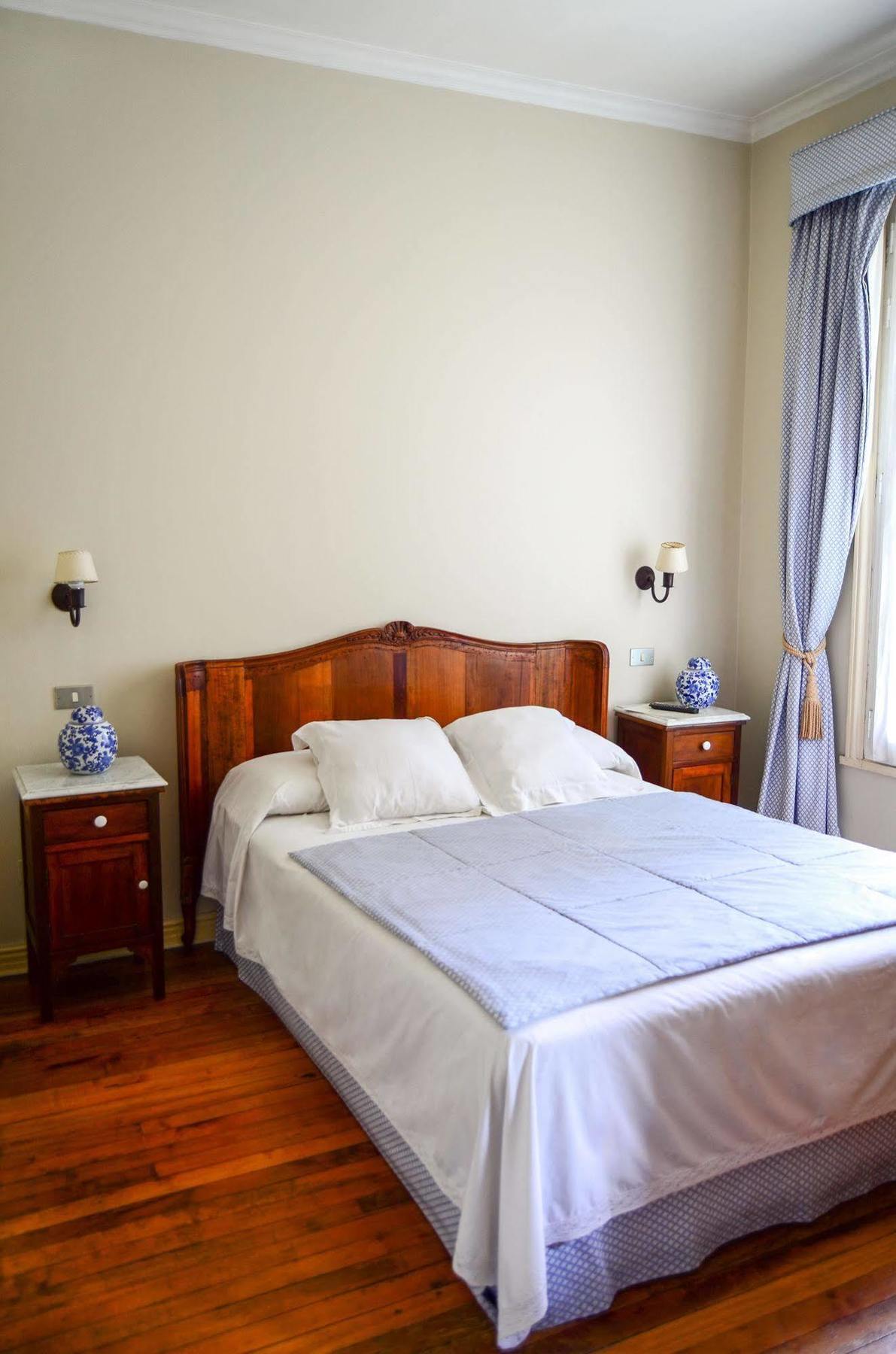 Vilafranca Petit Hotel Santiago Exterior photo